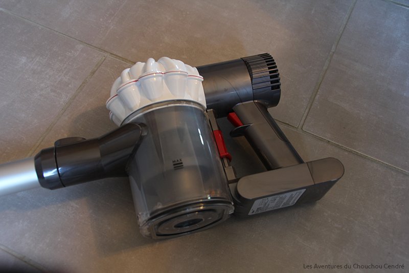 Aspirateur Dyson V6 Baby and child Test, avis et Jeuuuuuuu !!